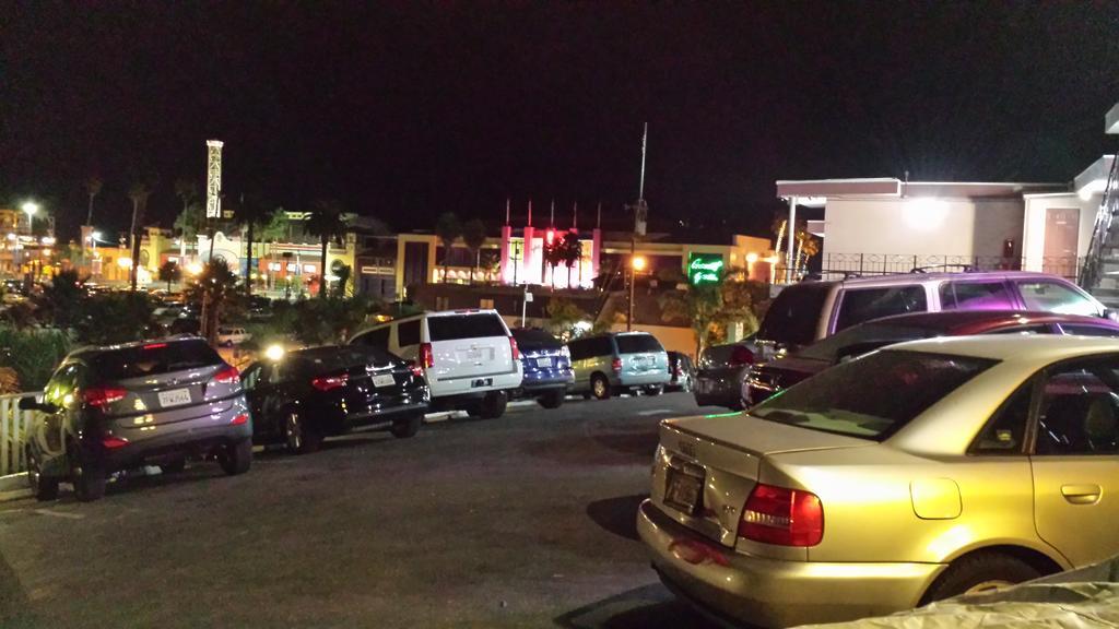 Fireside Inn By The Beach Boardwalk & Bowling Santa Cruz Buitenkant foto